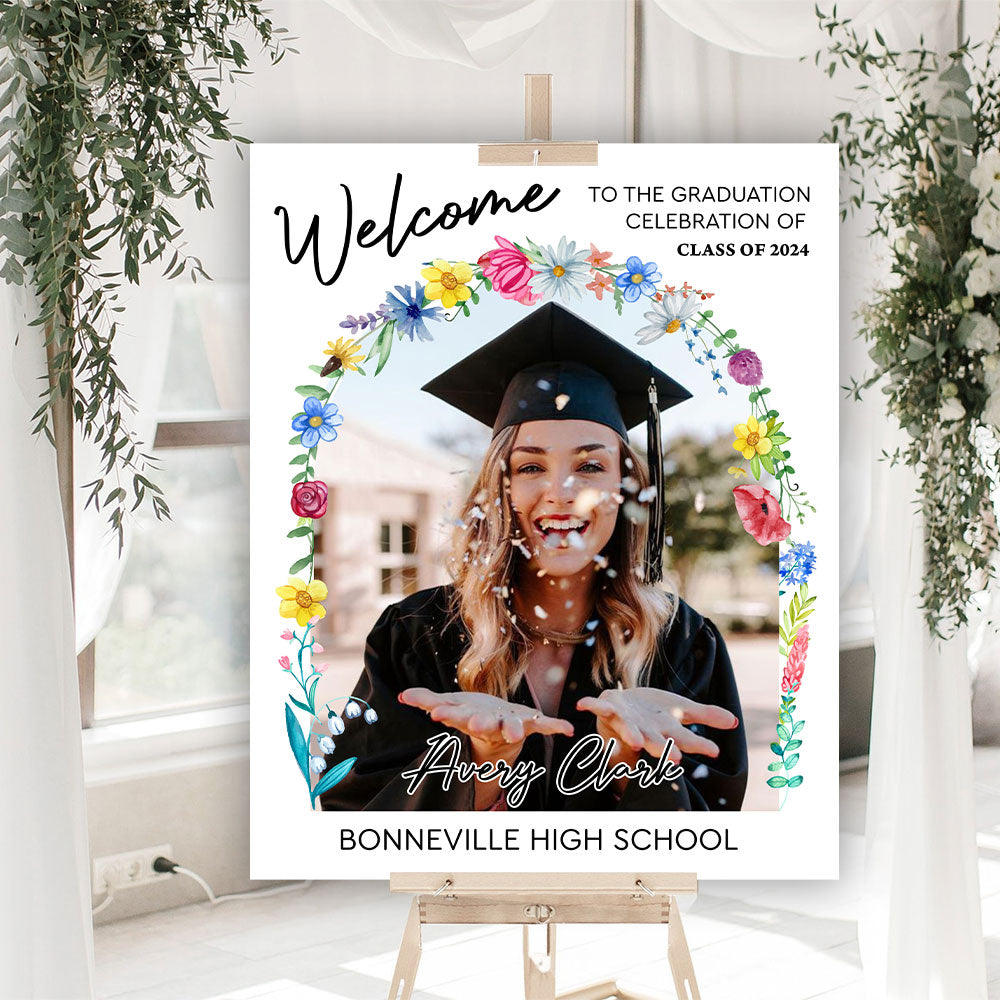 Minimalist Graduation Welcome Sign - Custom Class Of 2025 Graduation Party Welcome Sign - Wildflower Graduation Party Welcome Sign